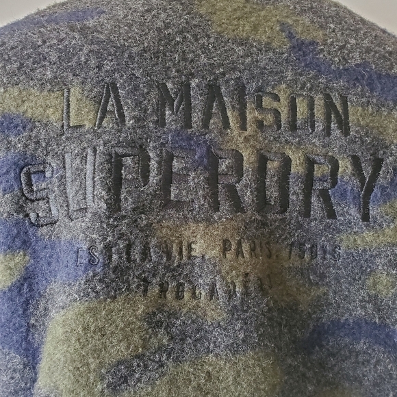 SUPERDRY Evie  wool bomber. Size medium - Picture 9 of 15